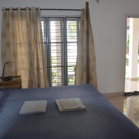 Arya Homestay Bougain Villa Gokarna  Kültér fotó
