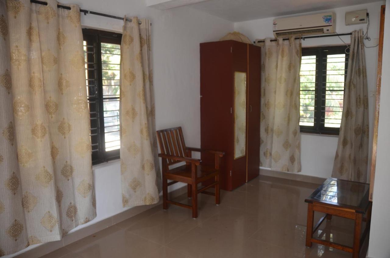 Arya Homestay Bougain Villa Gokarna  Kültér fotó