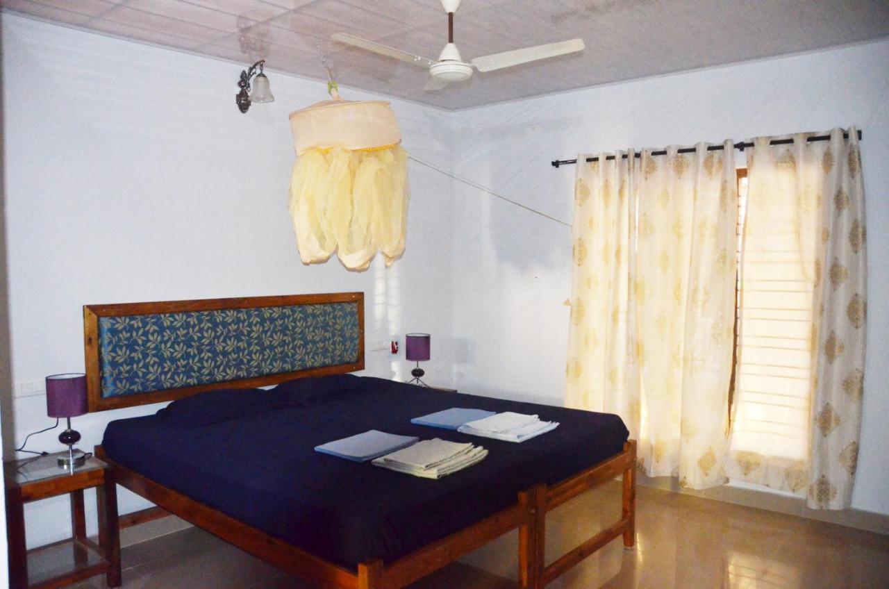 Arya Homestay Bougain Villa Gokarna  Kültér fotó